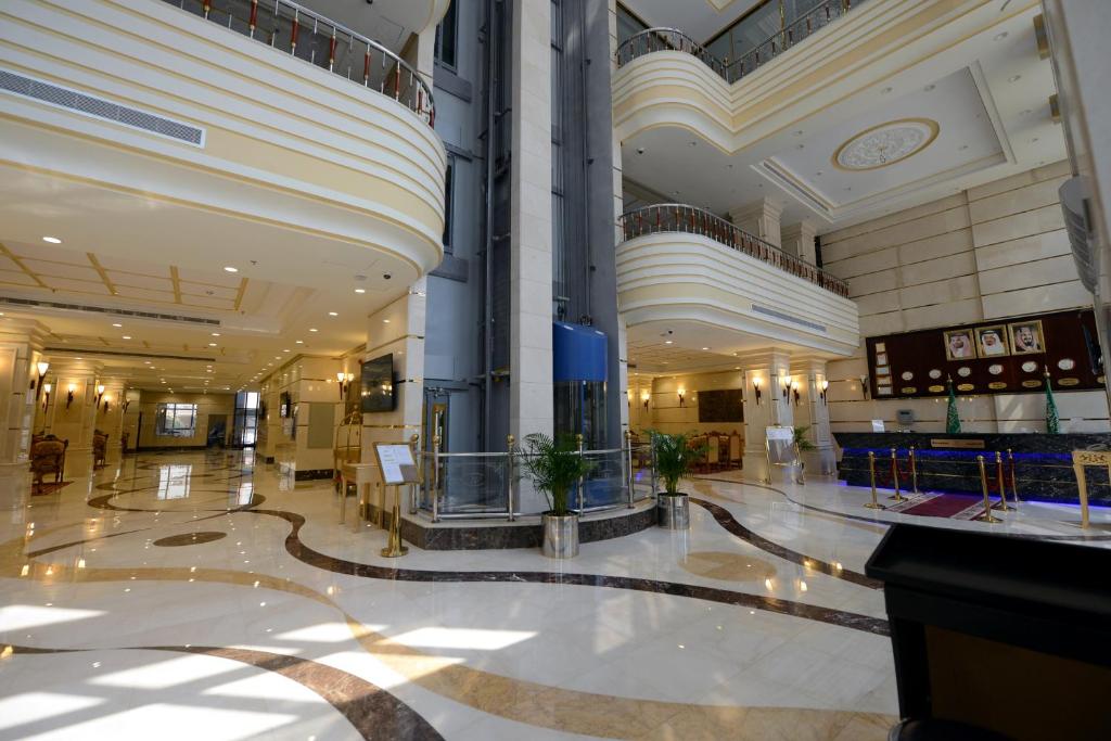 Al Waleed Tower Hotel